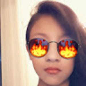 Meet your Posher, Cinthia